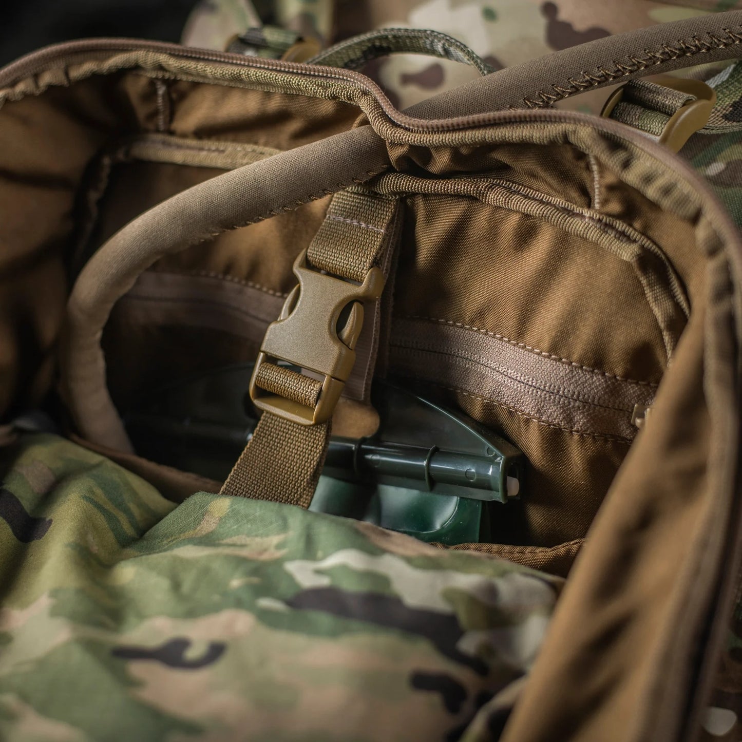 Bukłak M-Tac 2 l - Olive