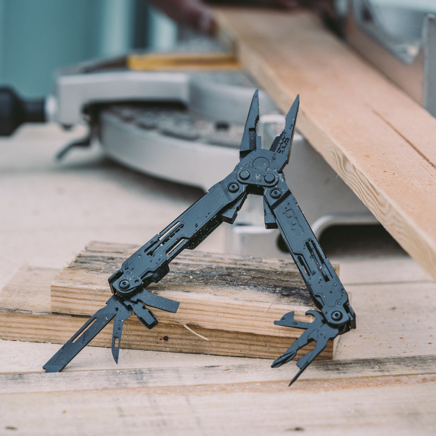 Multitool SOG PowerAccess - Black