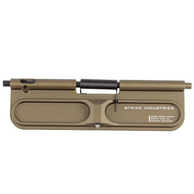 Klapka okna wyrzutnika łusek Strike Industries BUDC Billet Ultimate Dust Cover do karabinków AR - Flat Dark Earth