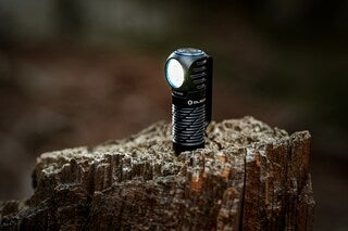 Latarka czołowa i kątowa Olight Perun 3 Mini Cool White Black z opaską - 1250 lumenów