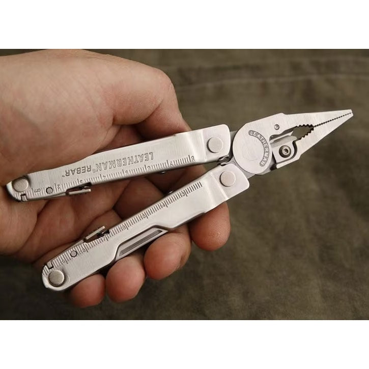 Multitool Leatherman Rebar z kaburą