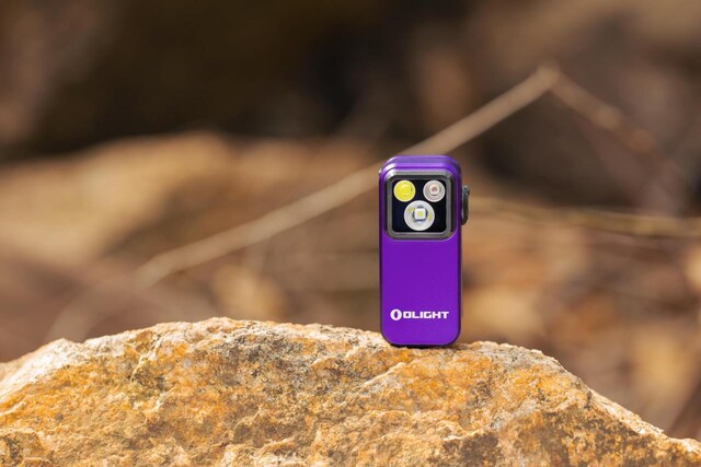 Latarka akumulatorowa Olight Oclip Pro Purple - 500 lumenów