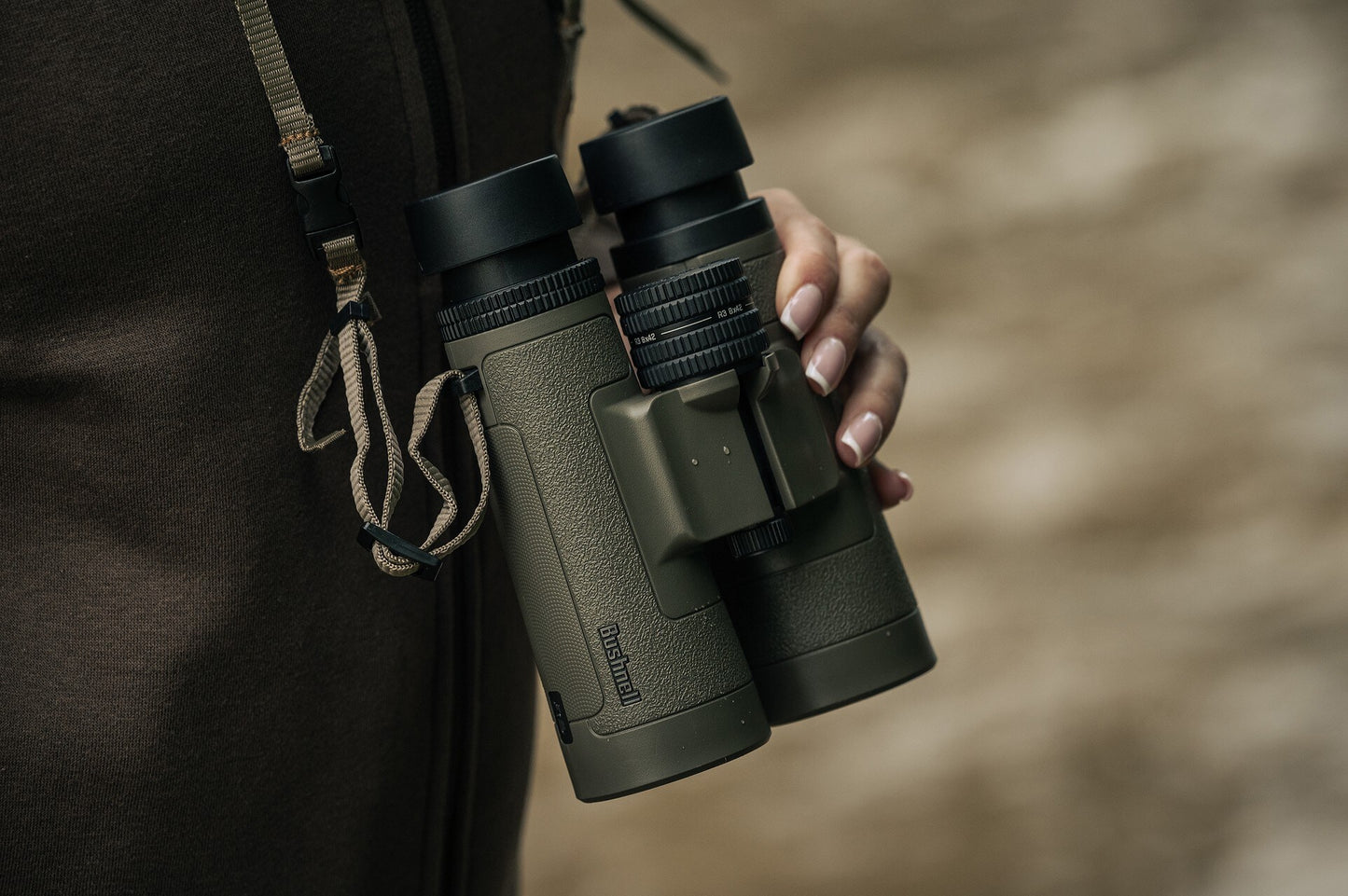 Lornetka Bushnell R3 8x42 - Ranger Green