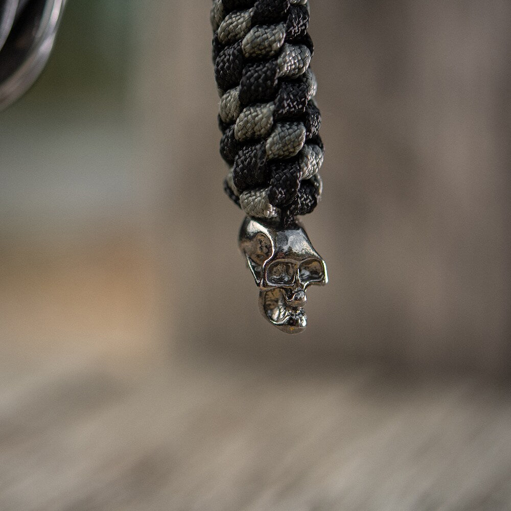 Brelok M-Tac Helix Skull - Black/Grey