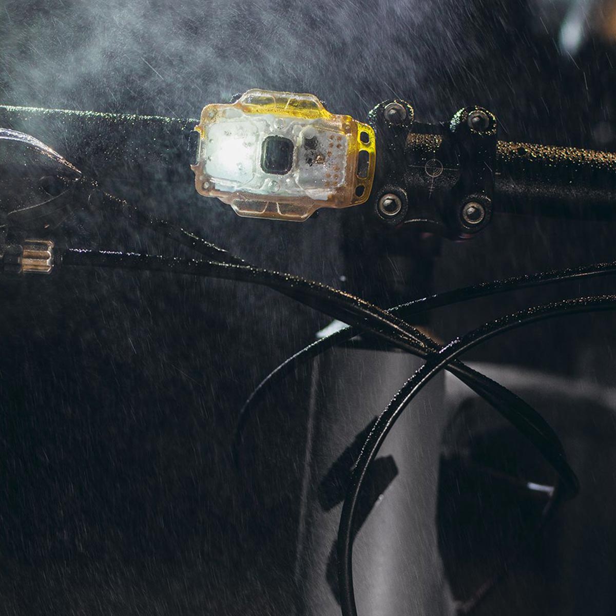 Latarka Armytek Crystal Blue 5w1 - 150 lumenów
