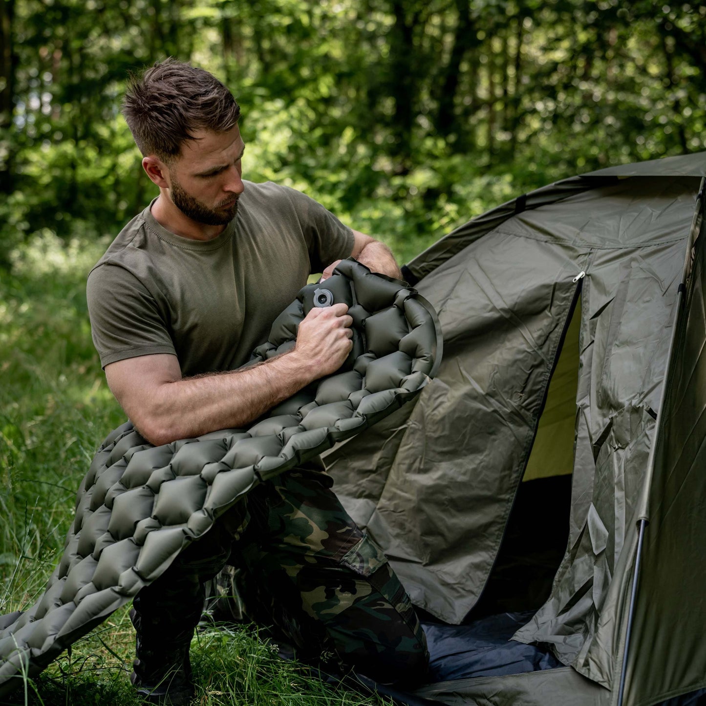 Materac jednoosobowy Badger Outdoor 188 x 58 cm - Olive