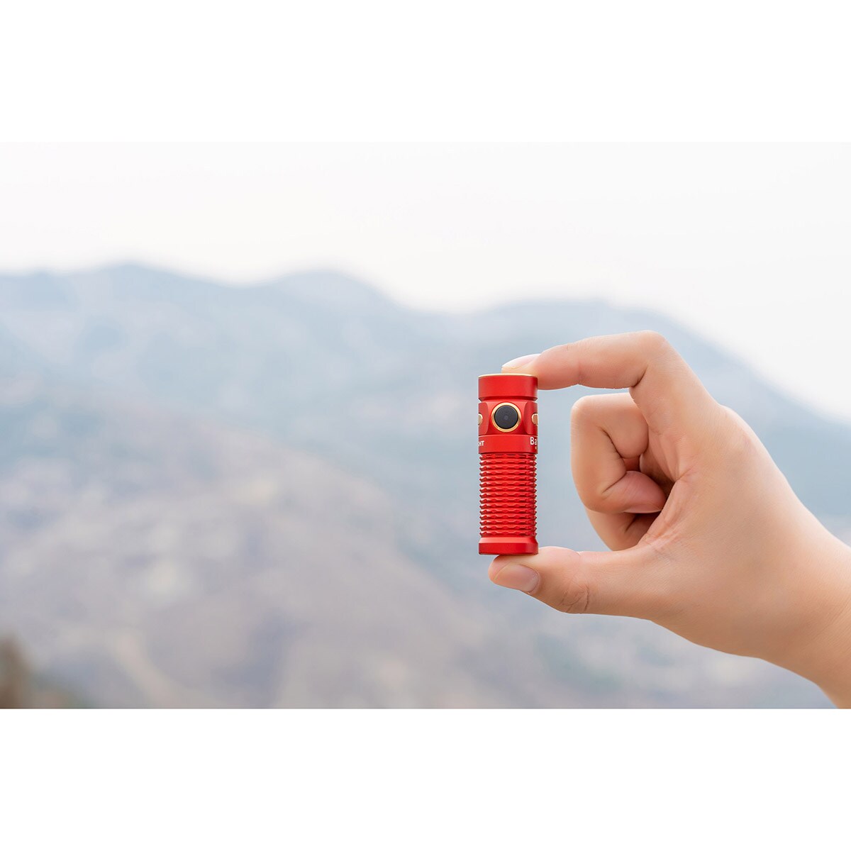 Latarka akumulatorowa Olight Baton 3 Red - 1200 lumenów