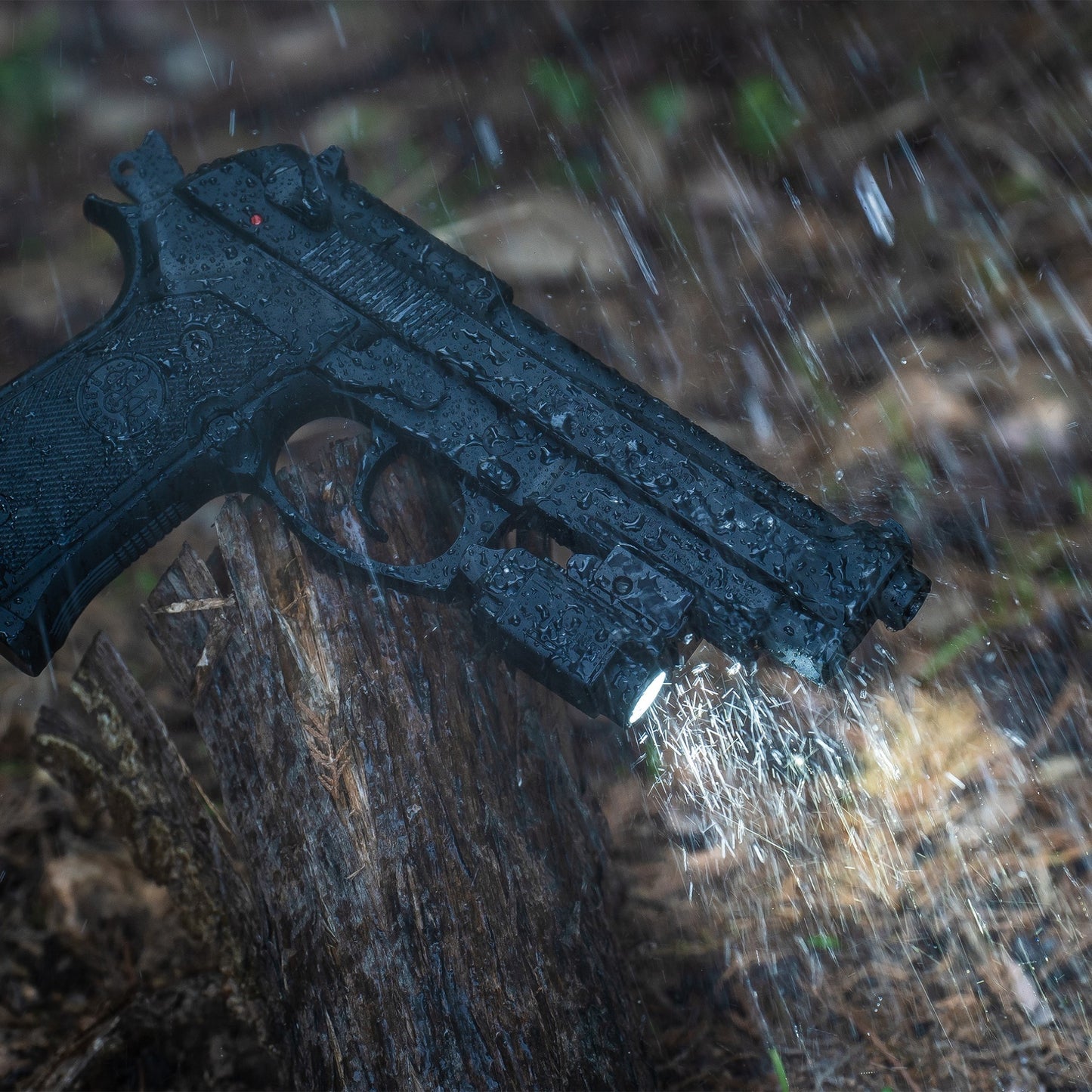Latarka na broń Olight PL Mini 3 Valkyrie Black - 600 lumenów