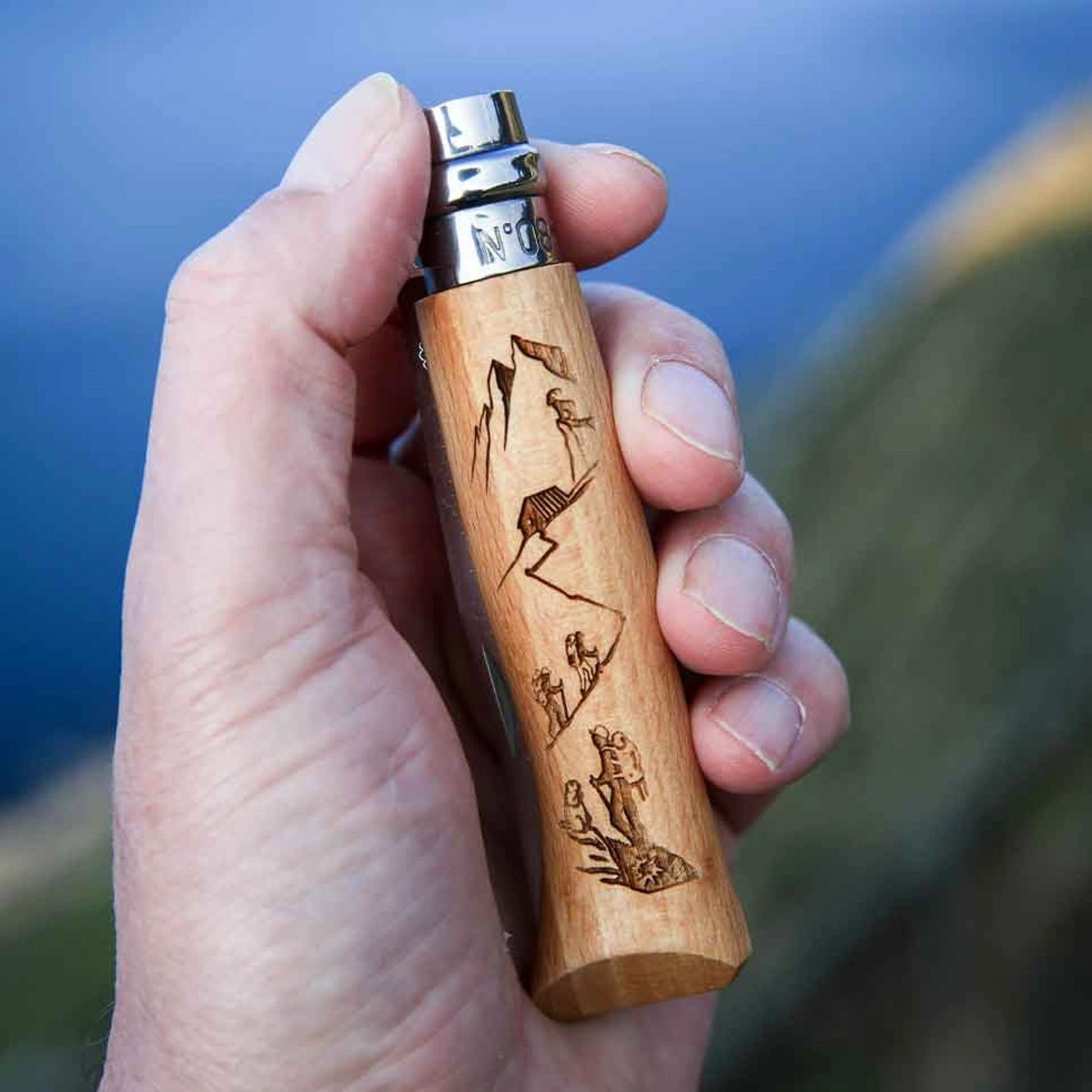 Nóż składany Opinel No.8 Engraved Mountain Sport - Hiking