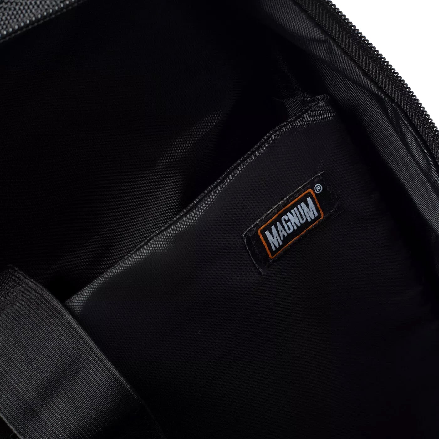 Plecak Magnum Arni 24 l - Black