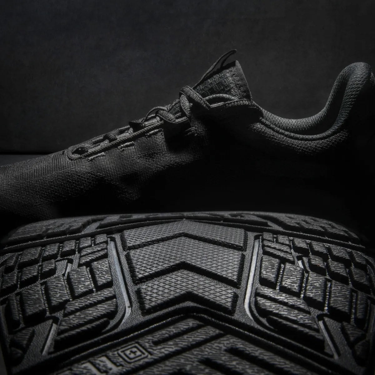 Buty 5.11 PT-R Inure Runner - Triple Black