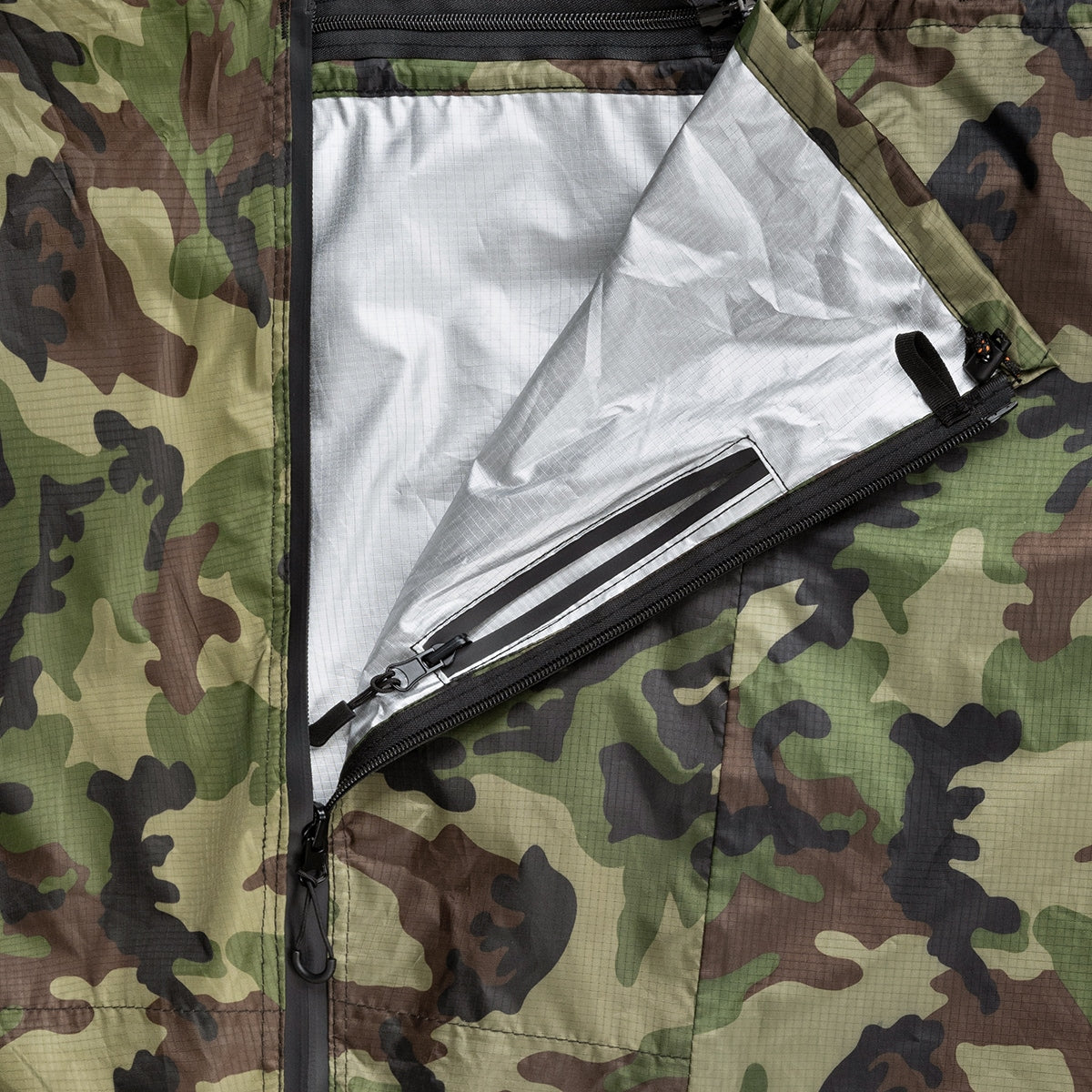 Śpiwór termiczny Bushmen Hideout Thermo Bivy bag z moskitierą - Camo