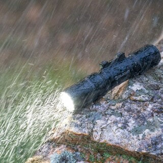 Latarka na broń Olight Odin S Matte Black z montażem Picatinny - 1500 lumenów