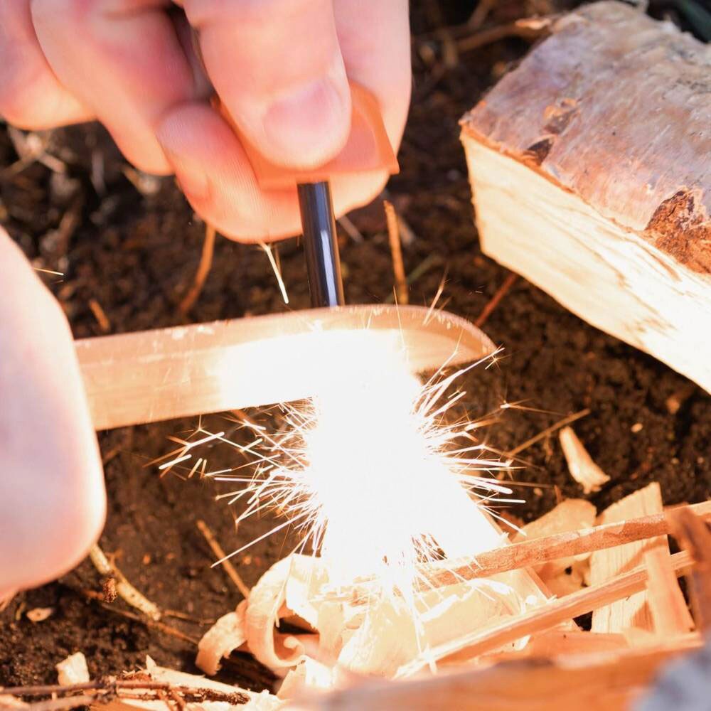Nóż Light My Fire Swedish FireKnife BIO z krzesiwem - Rusty Orange
