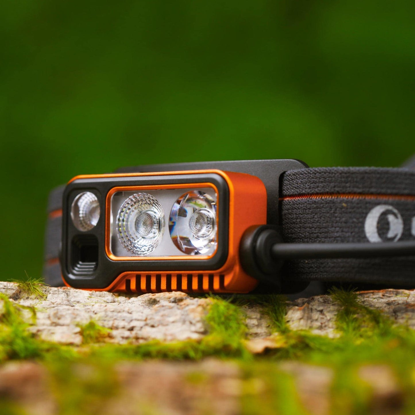 Latarka czołowa Olight Array 2 Pro Orange - 1500 lumenów