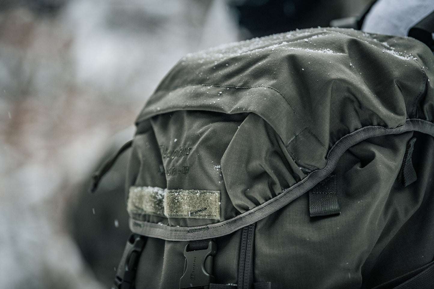 Plecak Berghaus Tactical FLT Heros 45 l FA IR - Stone Grey Olive
