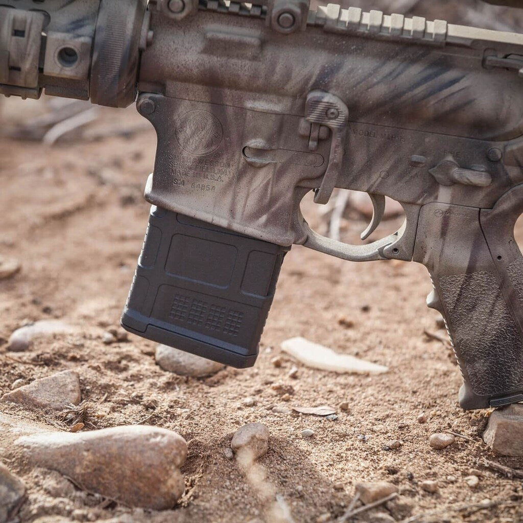 Magazynek 20 nabojowy Magpul PMAG 20 AR/M4 GEN M3 kal. 5.56x45 do karabinków AR15/M4/M16/HK416 - Black