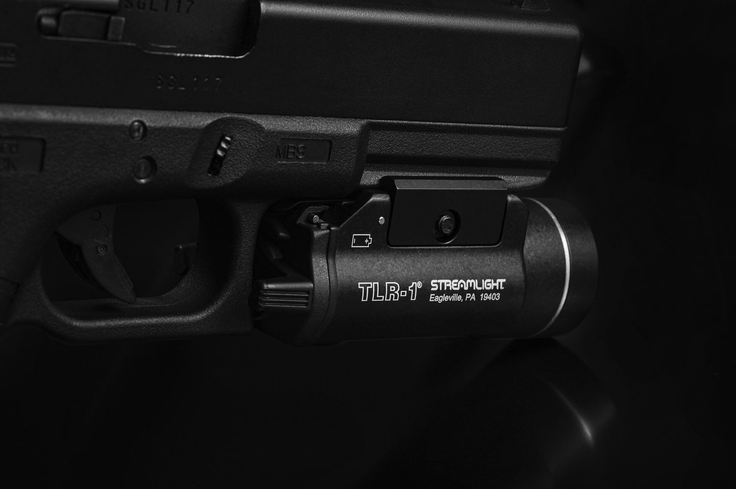 Latarka na broń Streamlight TLR-1 Black - 300 lumenów