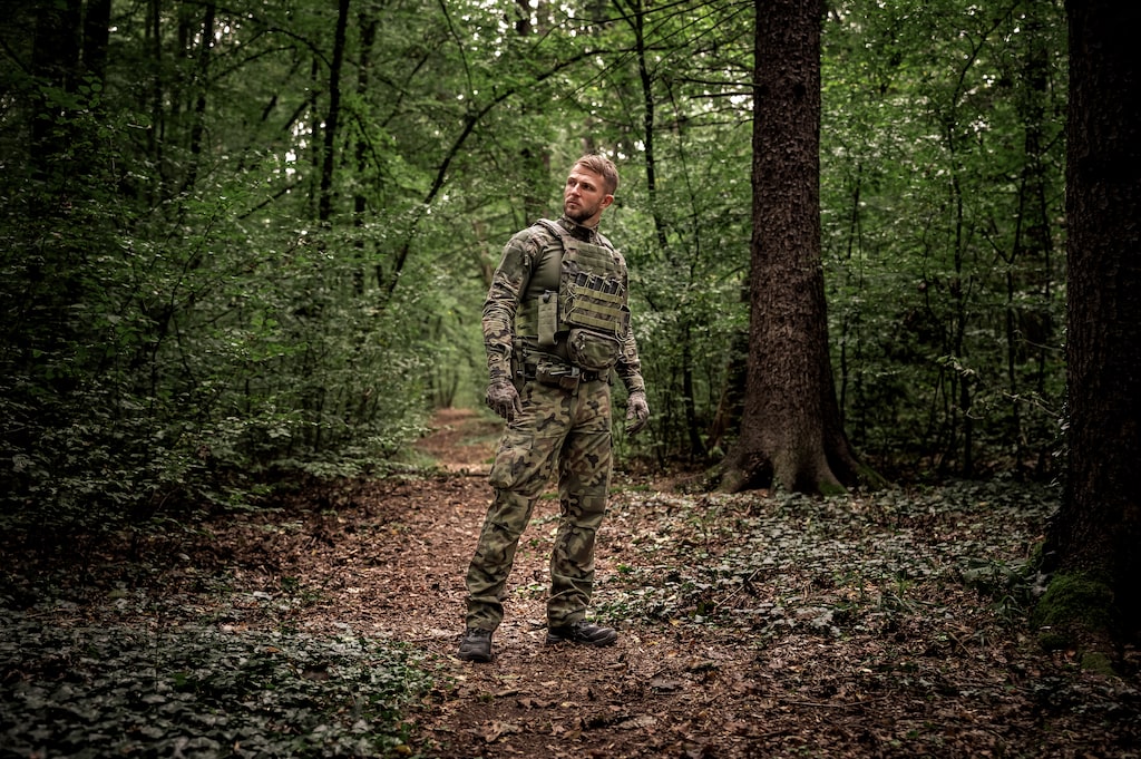 Modułowa kamizelka taktyczna Helikon Guardian Military Set wz.93 Pantera PL Woodland - na płyty L