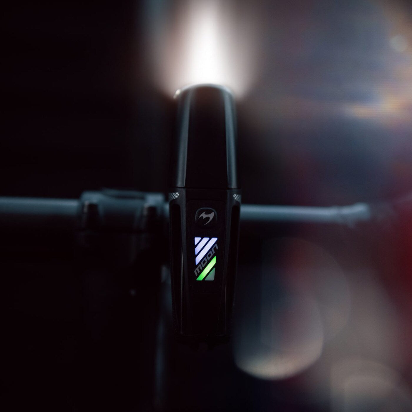Światło rowerowe przednie Moon Vortex Pro - 1300 lumenów