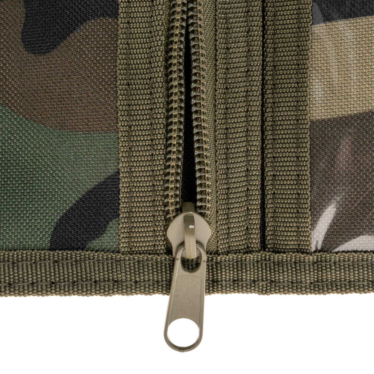Portfel Mil-Tec z łańcuszkiem - Woodland