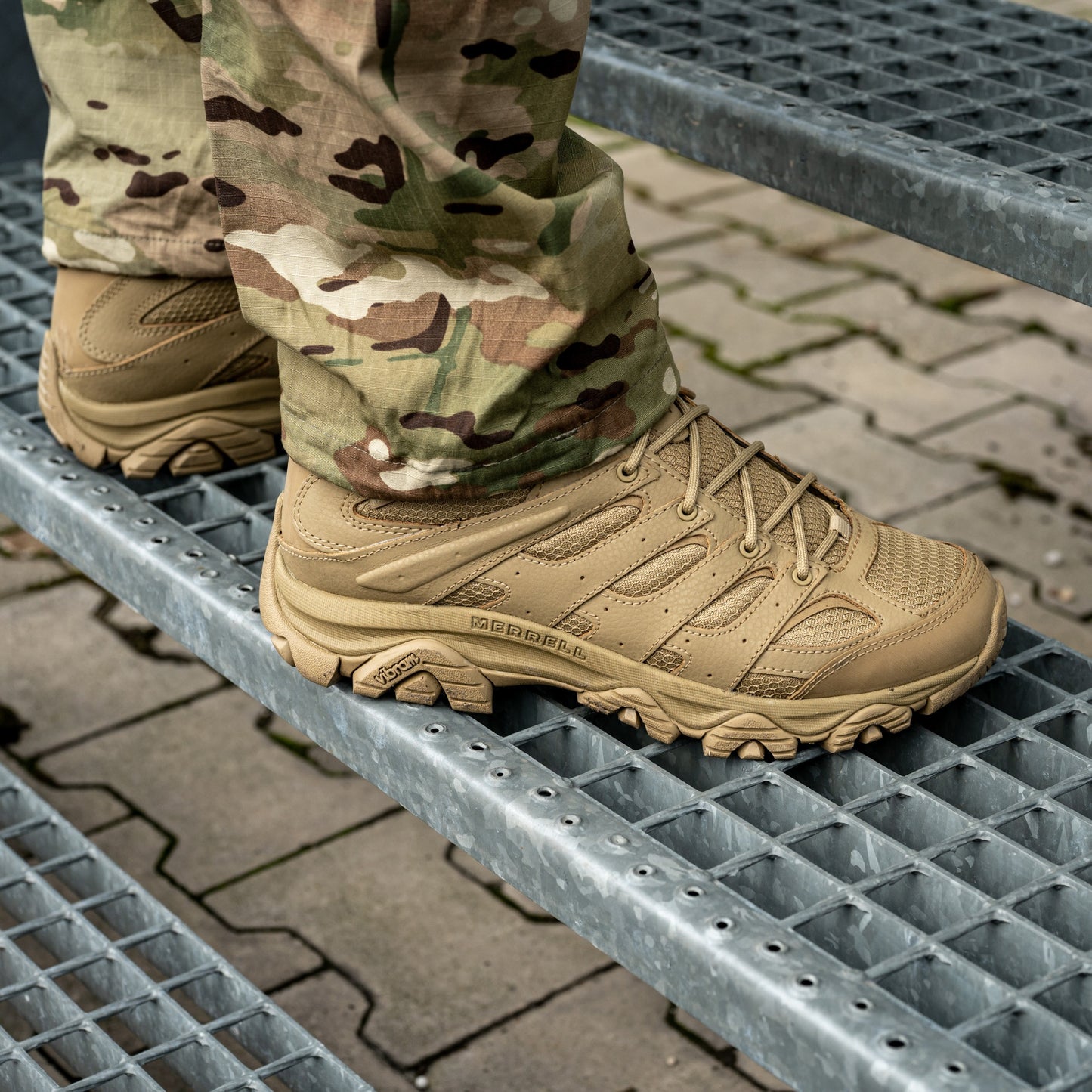 Buty Merrell MOAB 3 Mid Tactical Waterproof - Dark Coyote