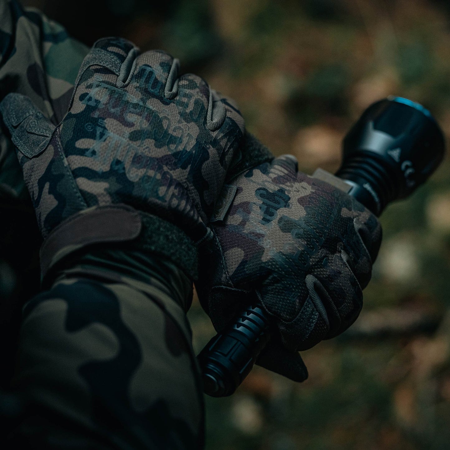 Rękawice taktyczne Mechanix Wear Original - wz.93 Pantera PL Woodland