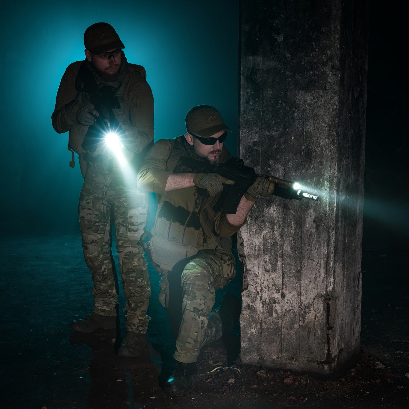 Latarka na broń Olight Odin S Matte Black z montażem - 1500 lumenów