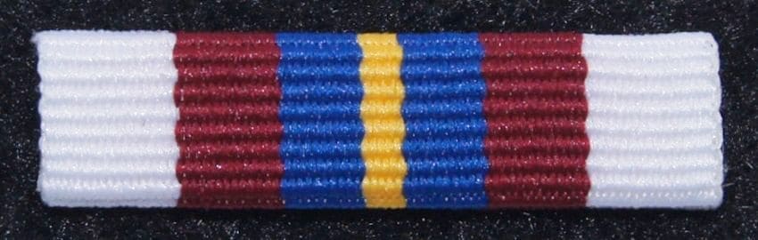 Baretka - Medal "Gloria Intrepidis et animi Promptis - Chwała ofiarnym i nieustraszonym"