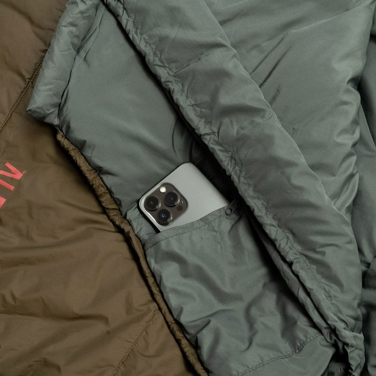 Śpiwór Alpinus Survival 1300 Oliwkowy - lewy