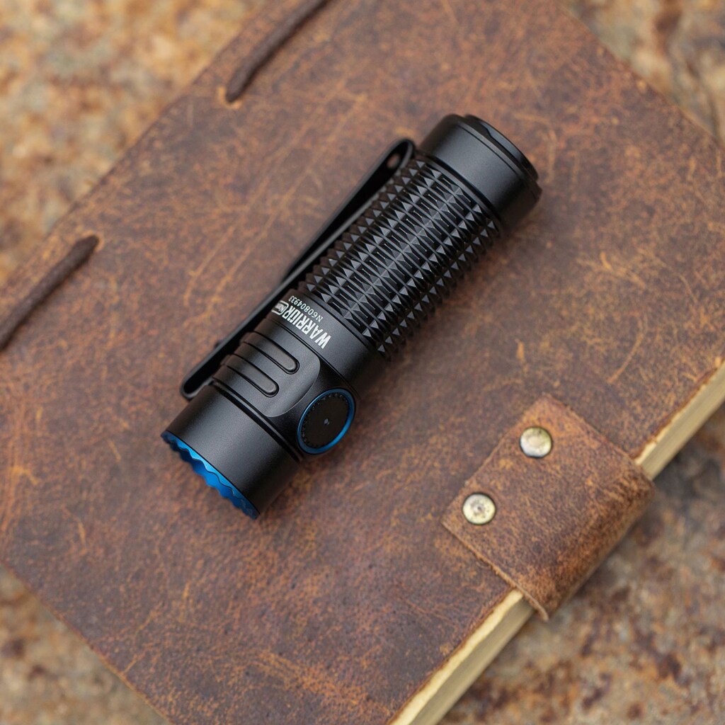 Latarka Olight Warrior Nano Black - 1200 lumenów