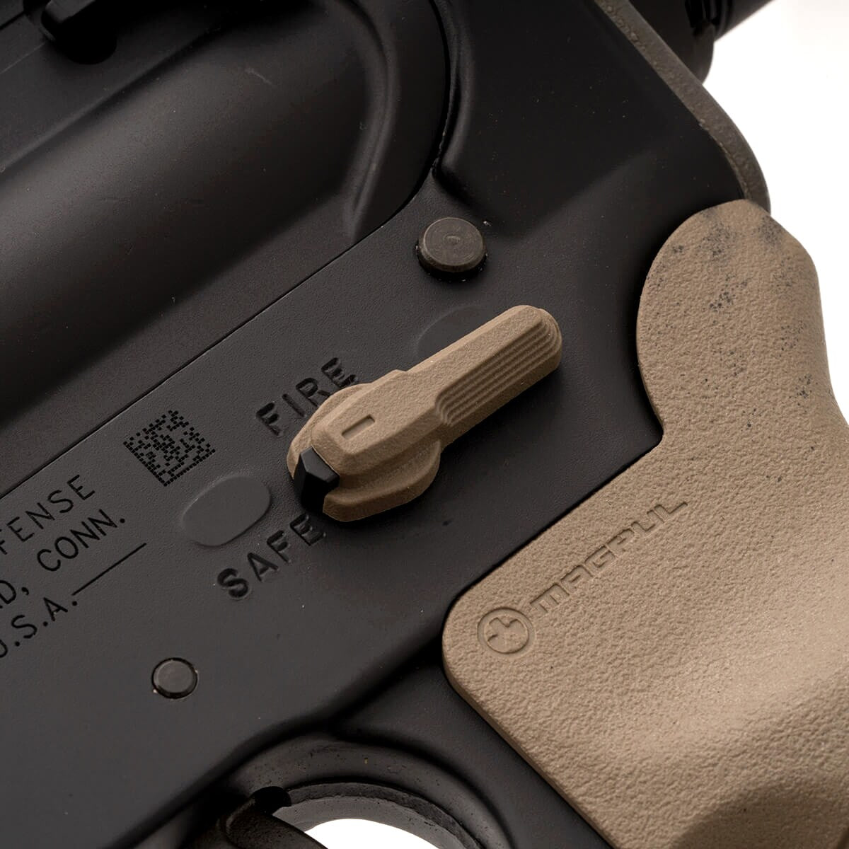 Selektor ognia Magpul ESK do AR - Flat Dark Earth