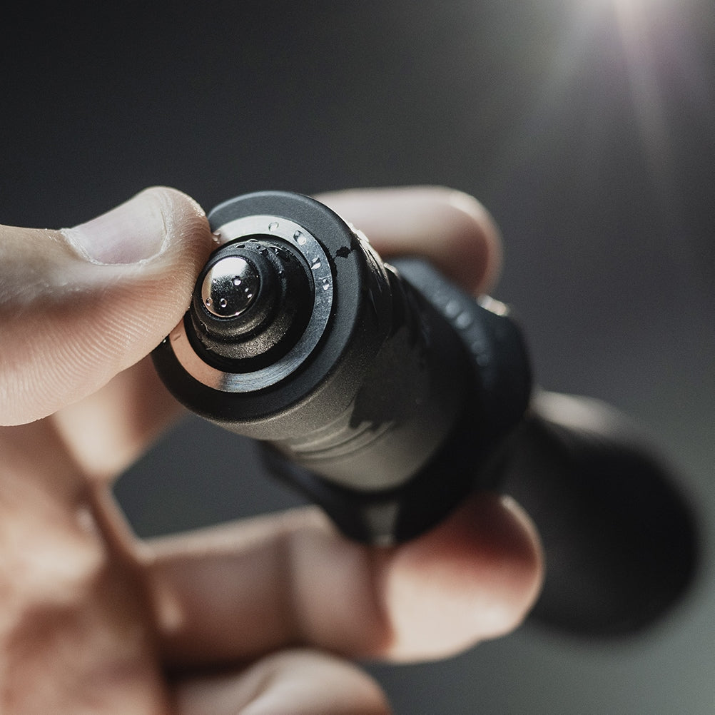 Latarka Armytek Dobermann Pro Magnet USB Warm - 1400 lumenów