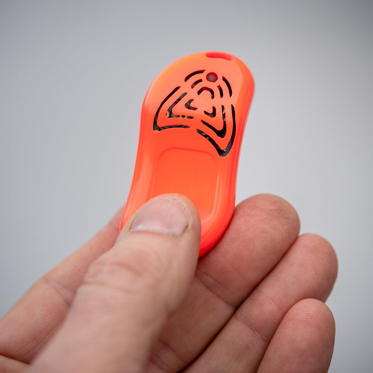Ultradźwiękowa ochrona przed kleszczami TickLess Hunter - dla myśliwych - Orange