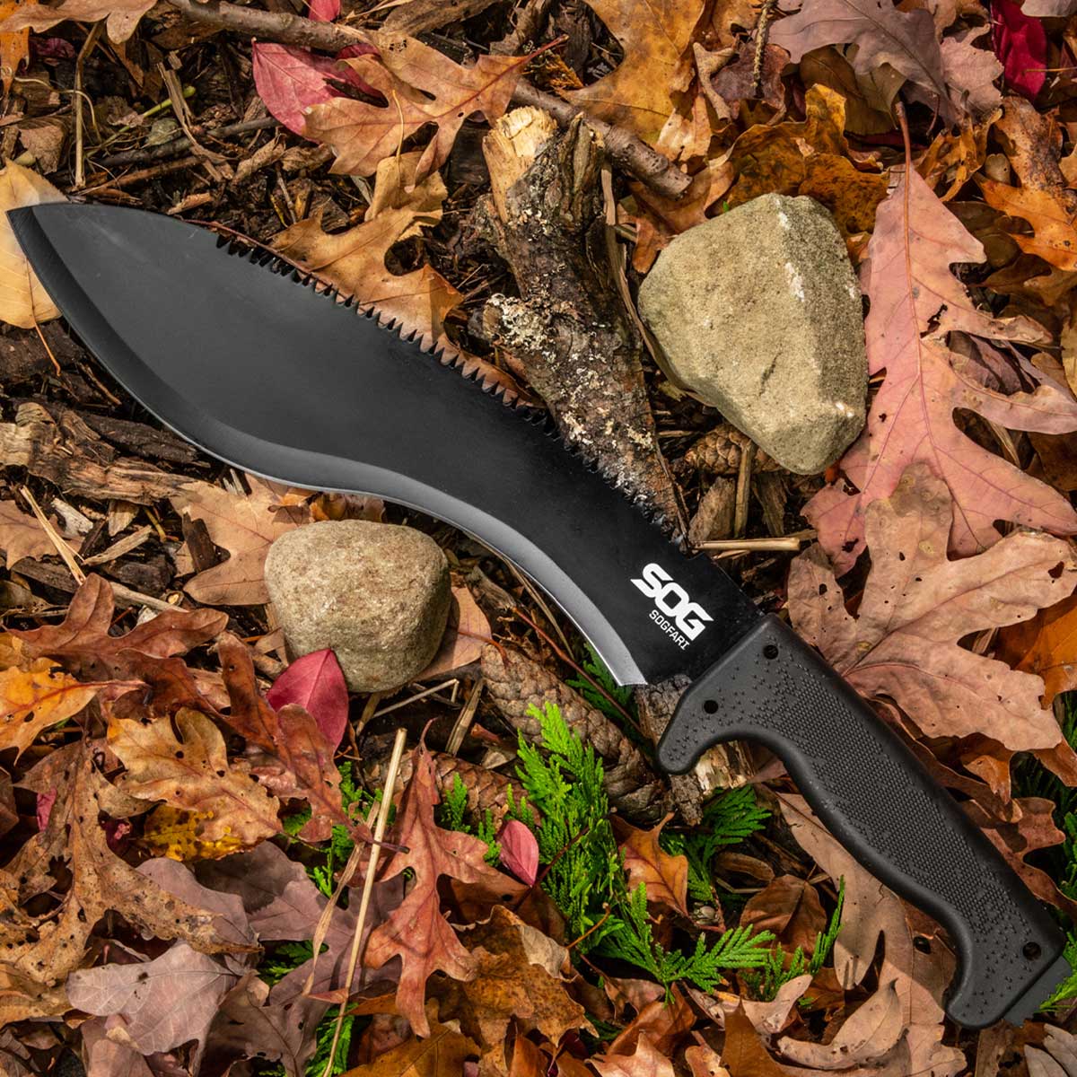Maczeta SOG Sogfari Kukri - Black
