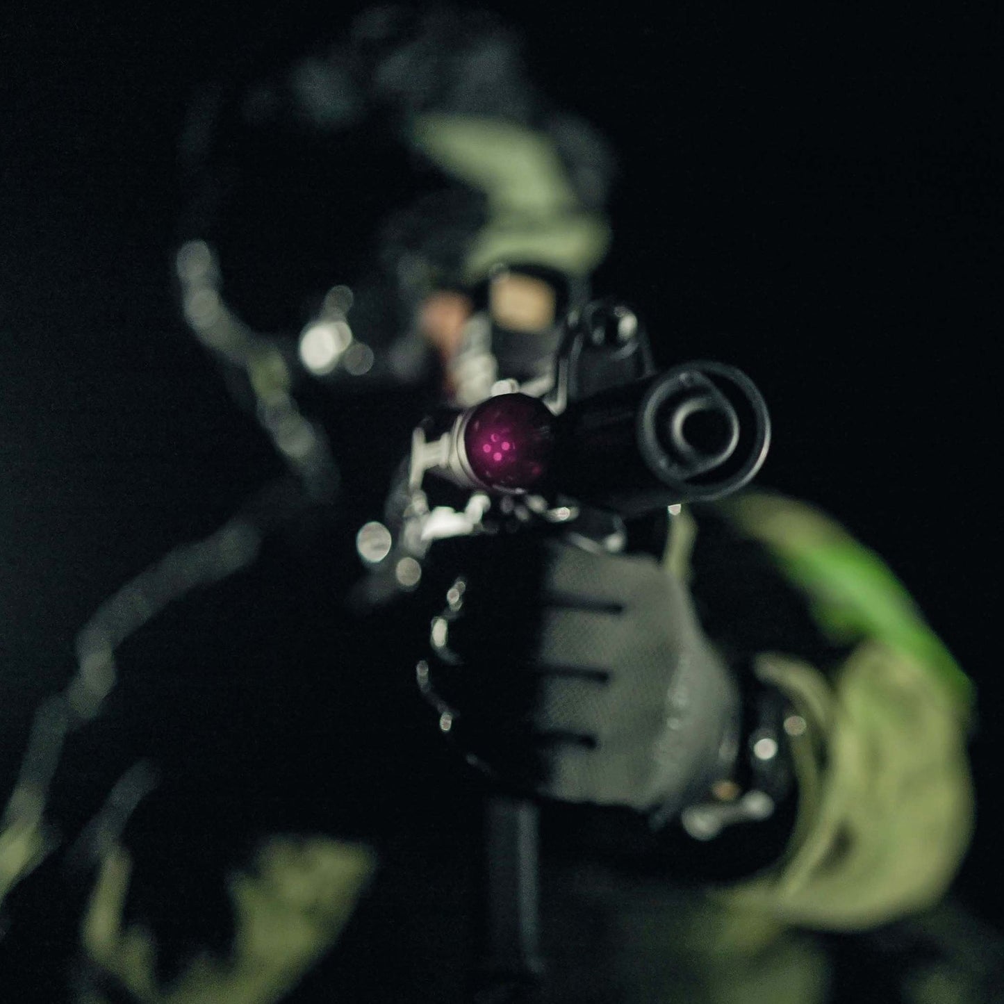 Latarka na broń Armytek Parma C2IR Pro Black - 1250 lumenów