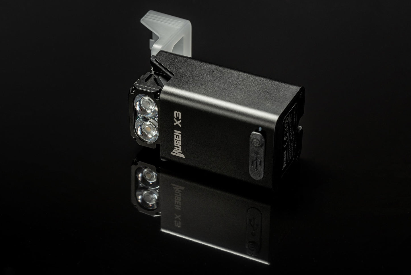Latarka Wuben X3 Pro Black + Aluminum Charging Box - 700 lumenów