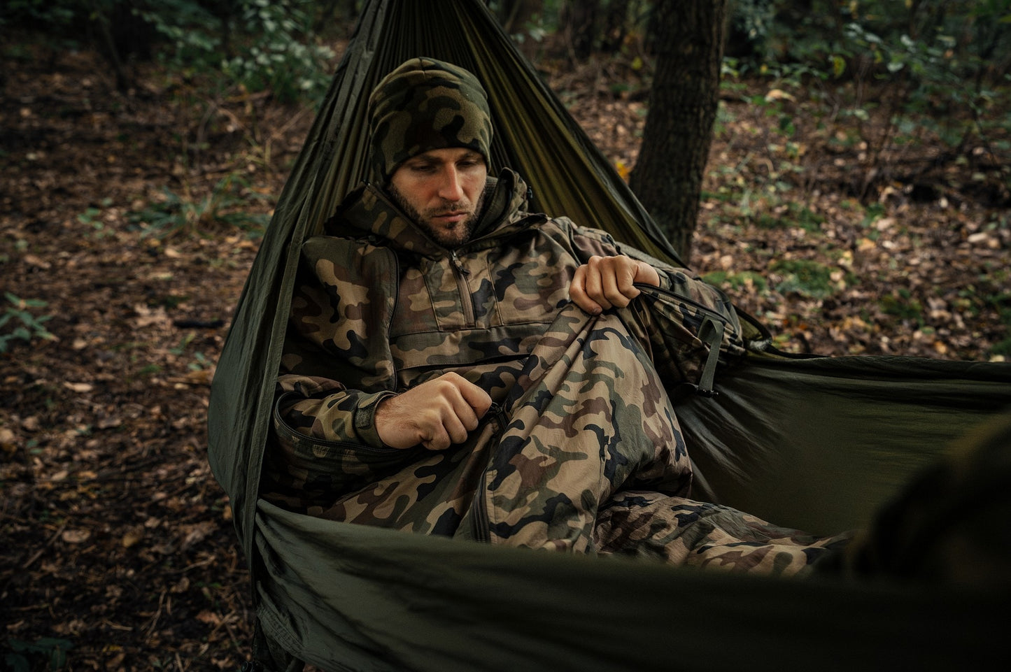 Ponczo Helikon Swagman Roll Climashield Apex z funkcją śpiwora - wz.93 Pantera PL Woodland