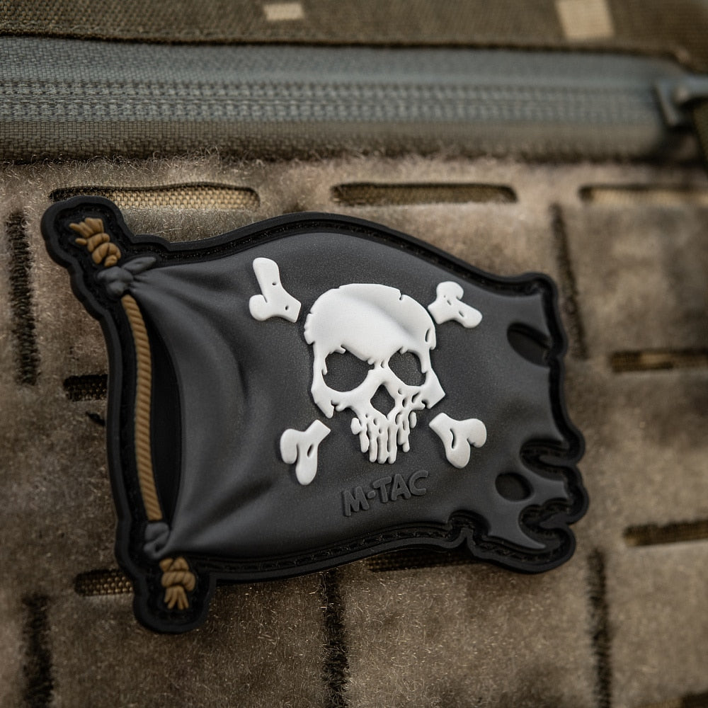 Naszywka M-Tac Jolly Roger 3D PVC - Black