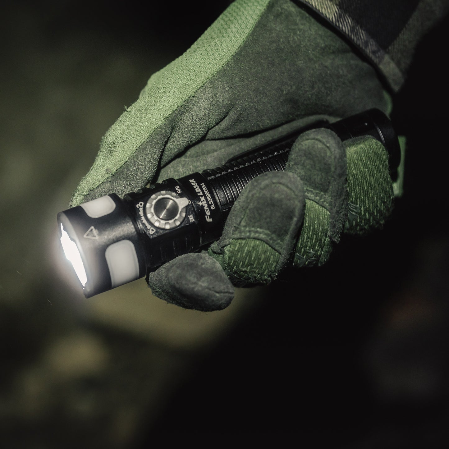 Latarka Fenix LD35R - 1800 lumenów