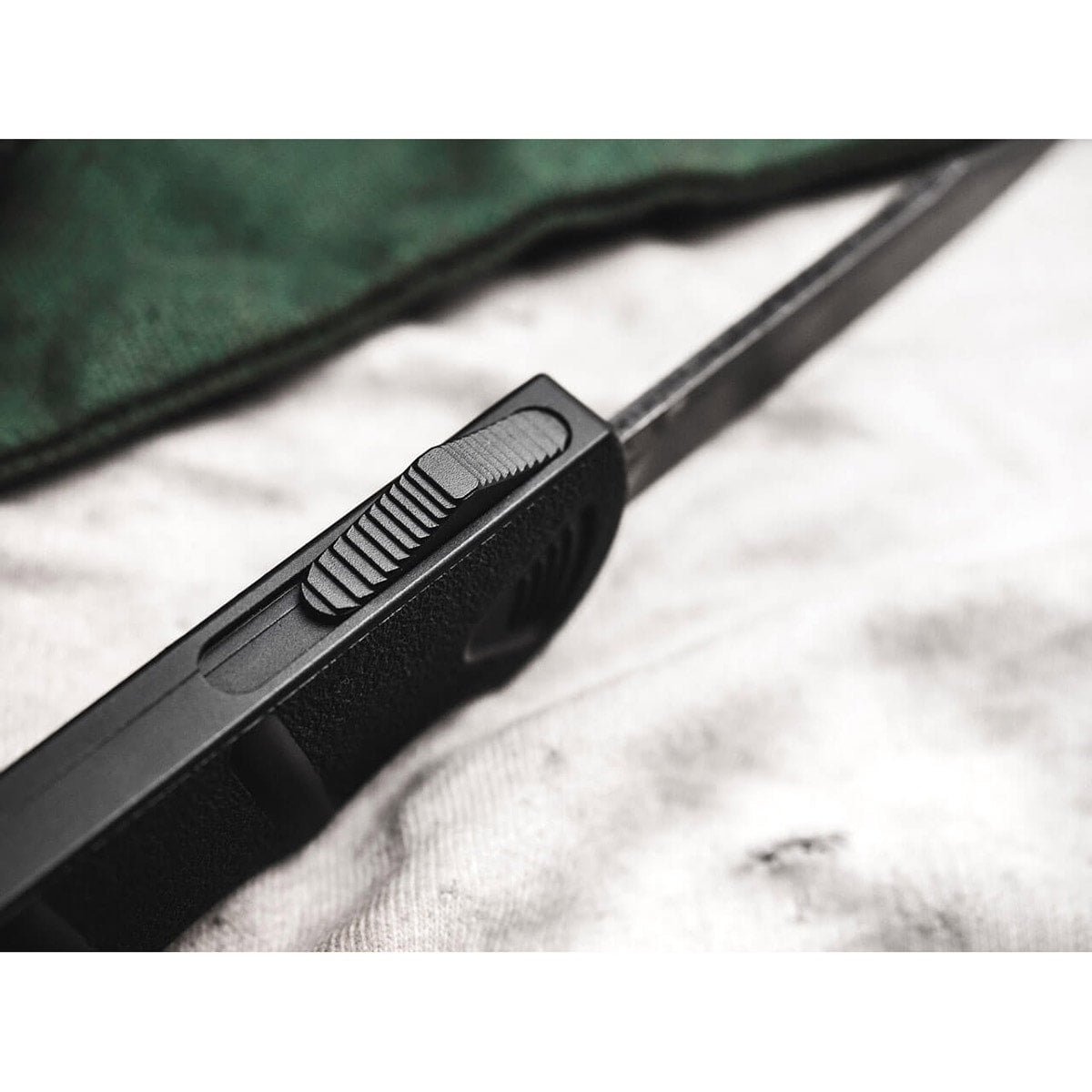Nóż sprężynowy Boker Plus Kalasnikov OTF