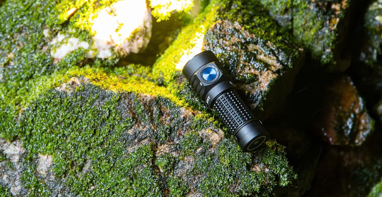 Latarka akumulatorowa Olight Baton Turbo Black - 1000 lumenów