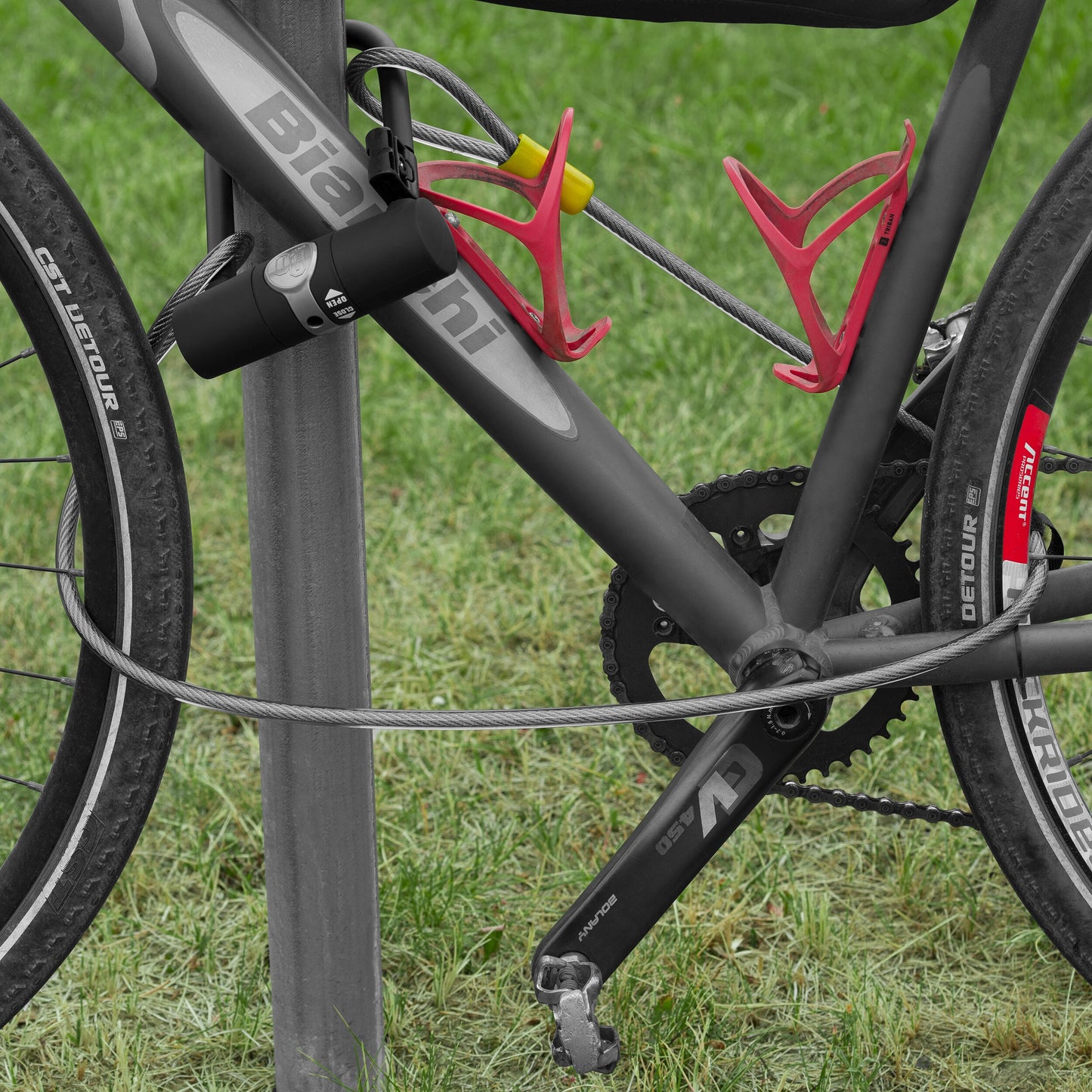 Zapięcie rowerowe OnGuard 5810 U-Lock - Black