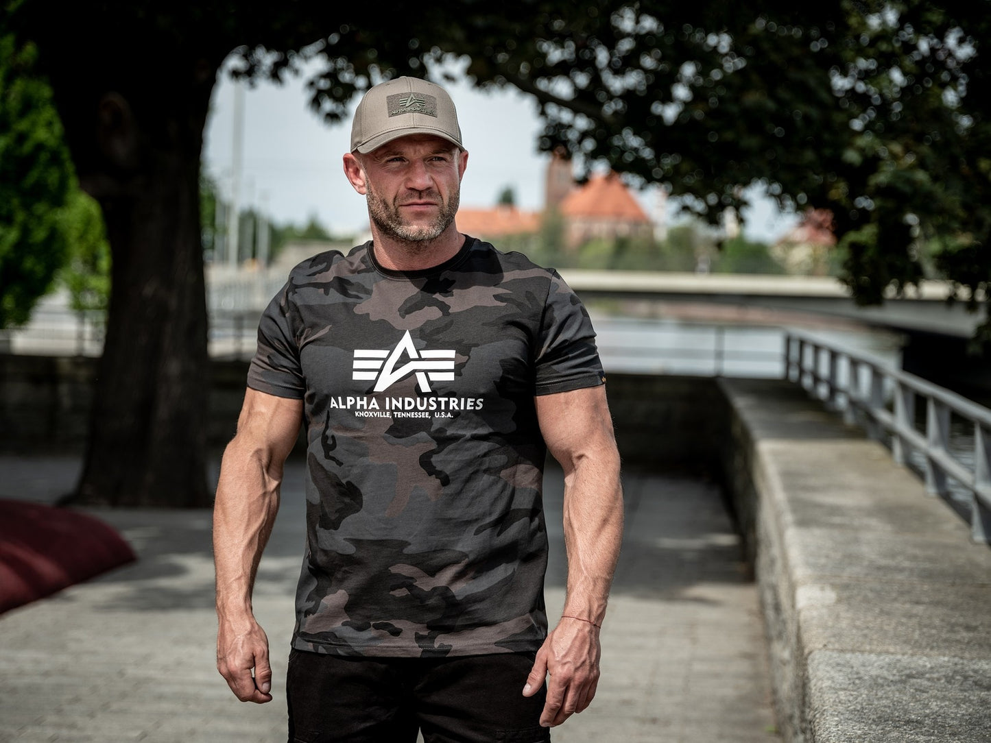 Koszulka T-shirt Alpha Industries Basic - Black Camo
