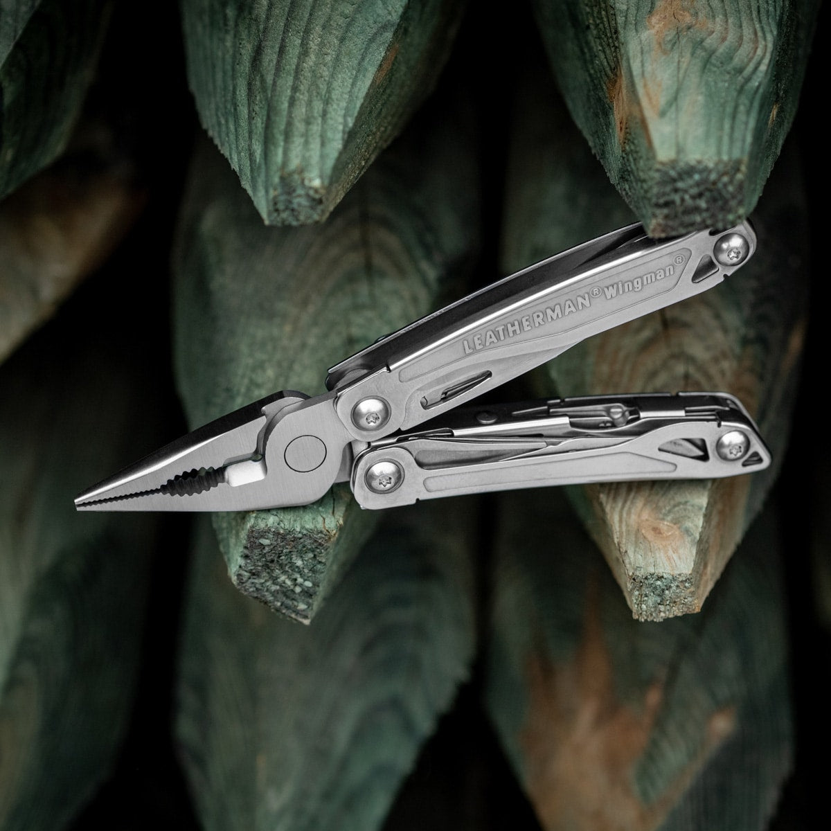 Multitool Leatherman Wingman z kaburą