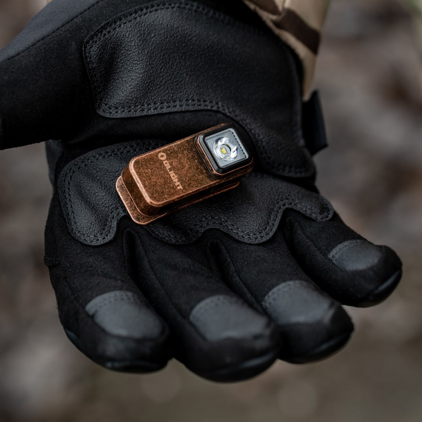 Latarka akumulatorowa Olight Oclip Copper - 300 lumenów