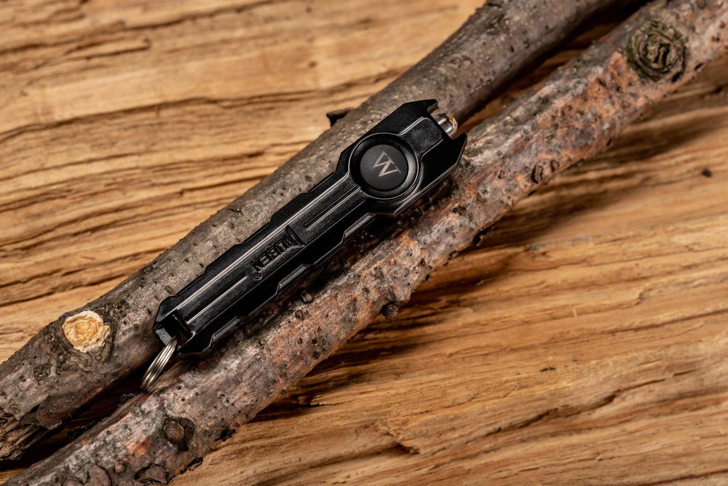 Latarka brelok Wuben G1 Black - 40 lumenów