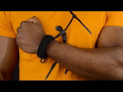 Bransoletka Bushmen Paracord z krzesiwem 6 m - Black