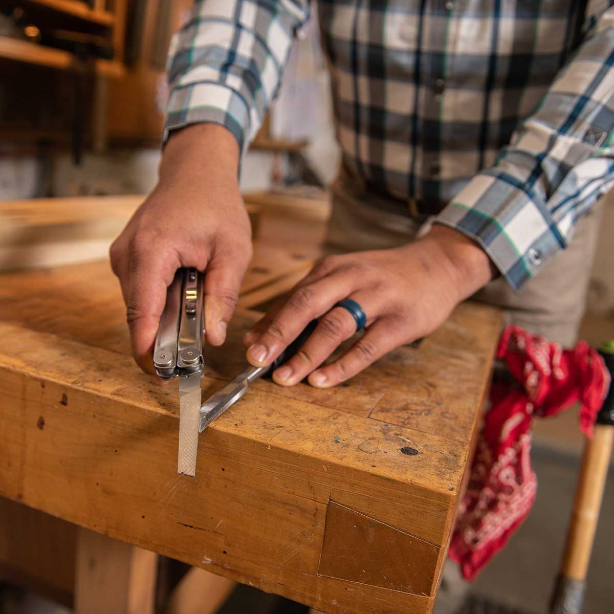 Multitool Leatherman Curl z kaburą