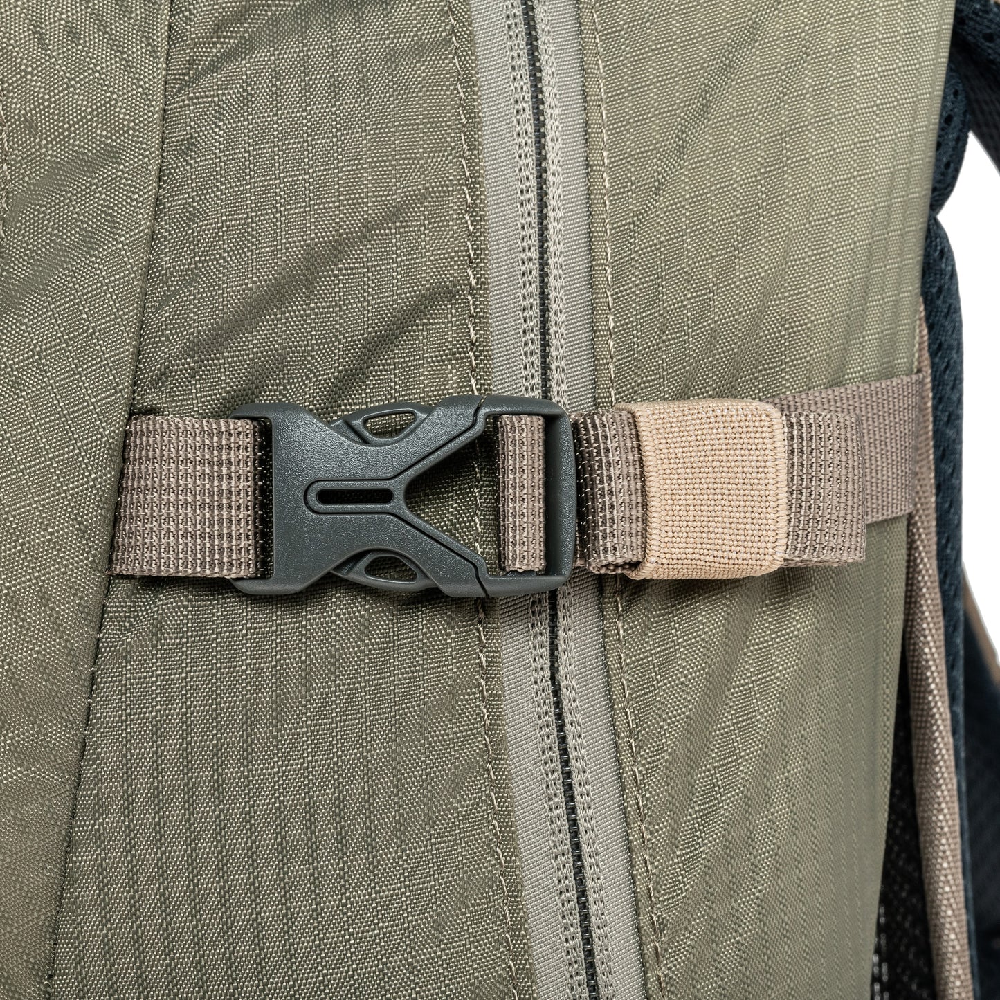 Plecak Alpinus Muddus 30 l - Piaskowo-Zielony